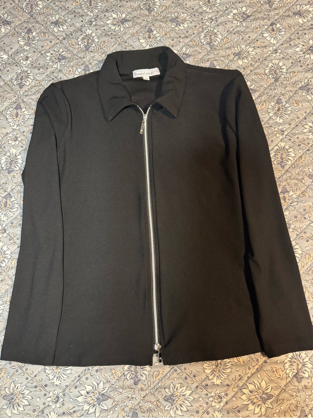 Women's Black Zip-Front Collared Jacket
